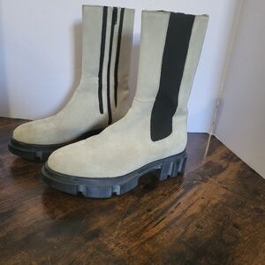 Free People Brooks Chelsea Beige Suede Chunky Contrast Panel Boots 7.5 (38)